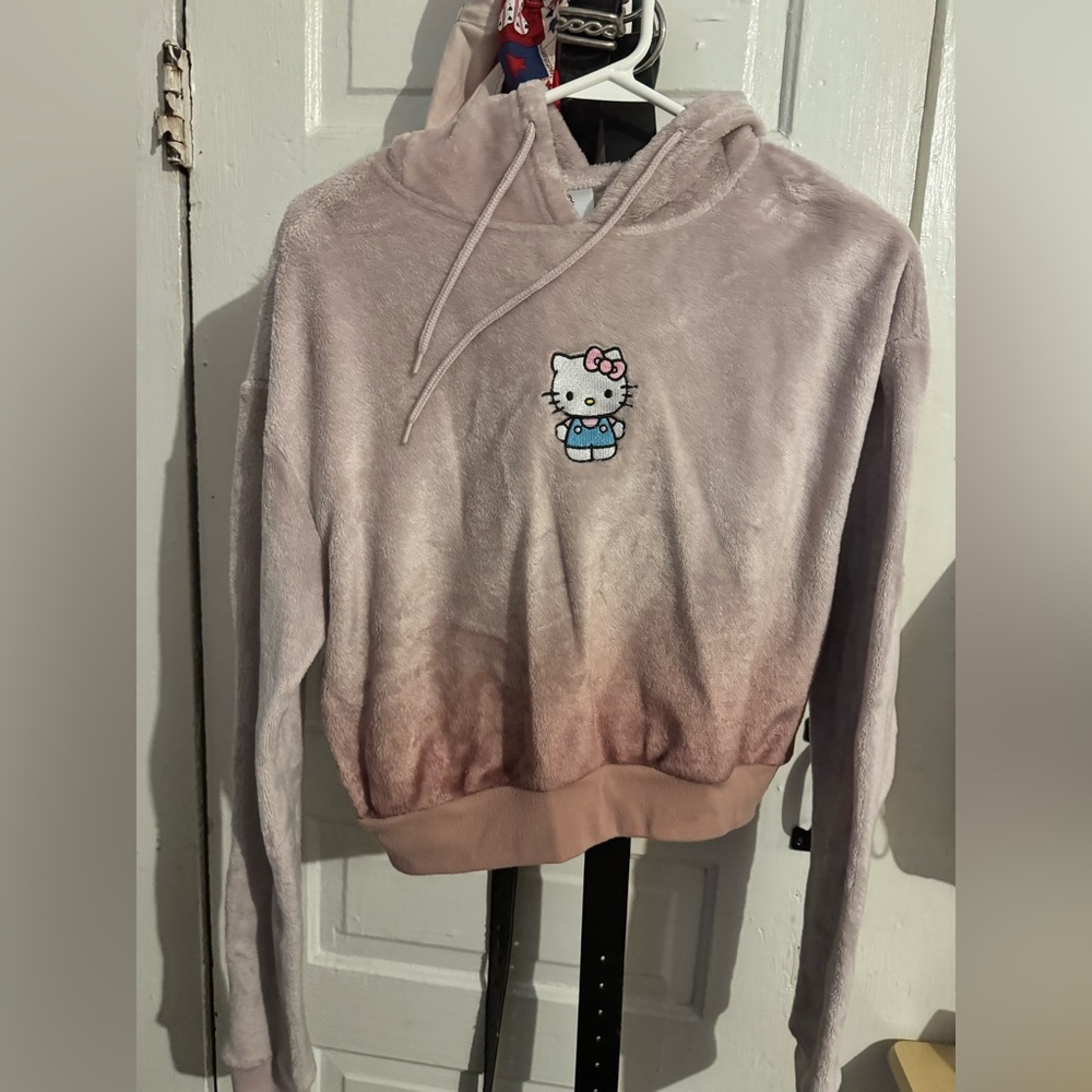 hello kitty pink cropped hoodie